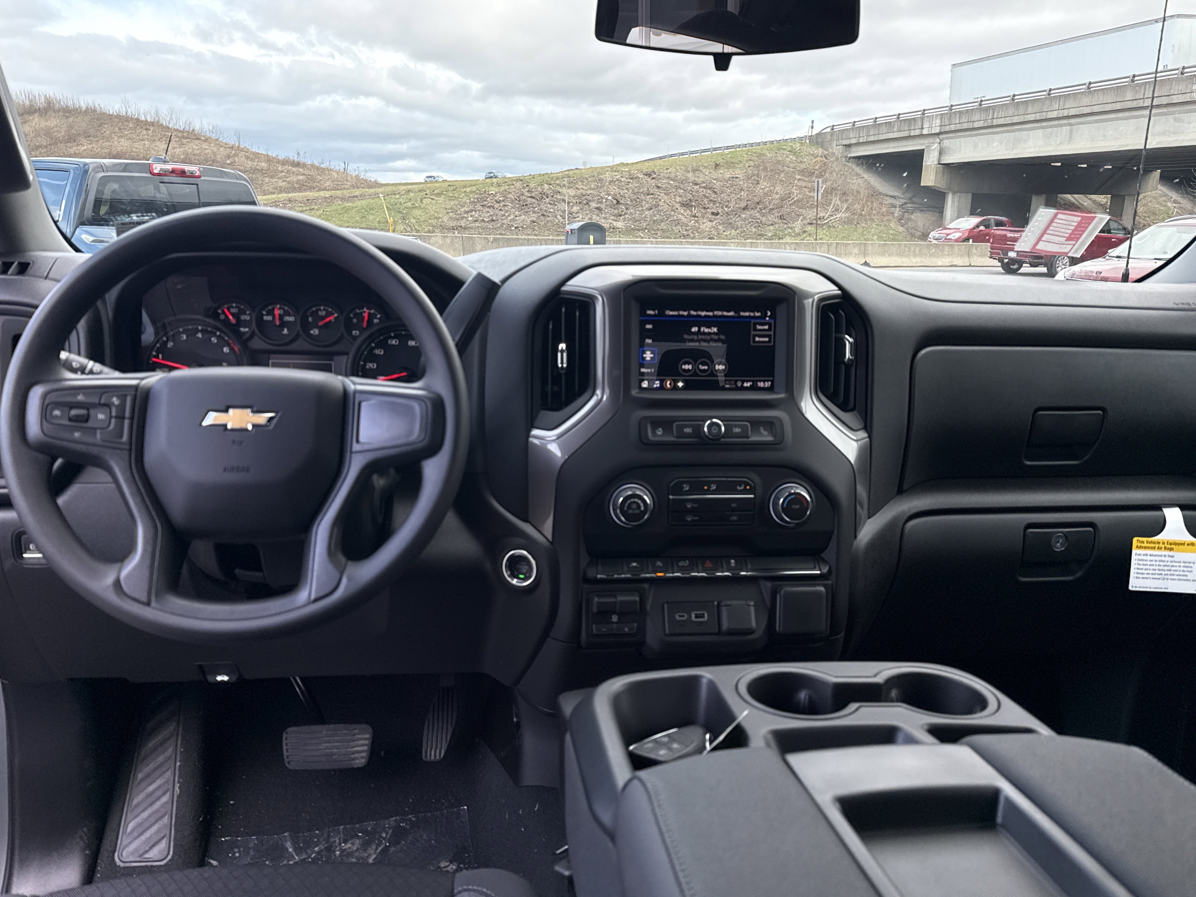 New 2026 Chevrolet Silverado 1500 Custom w/ LPO, Dark Essentials Package AWD/4WD image 14