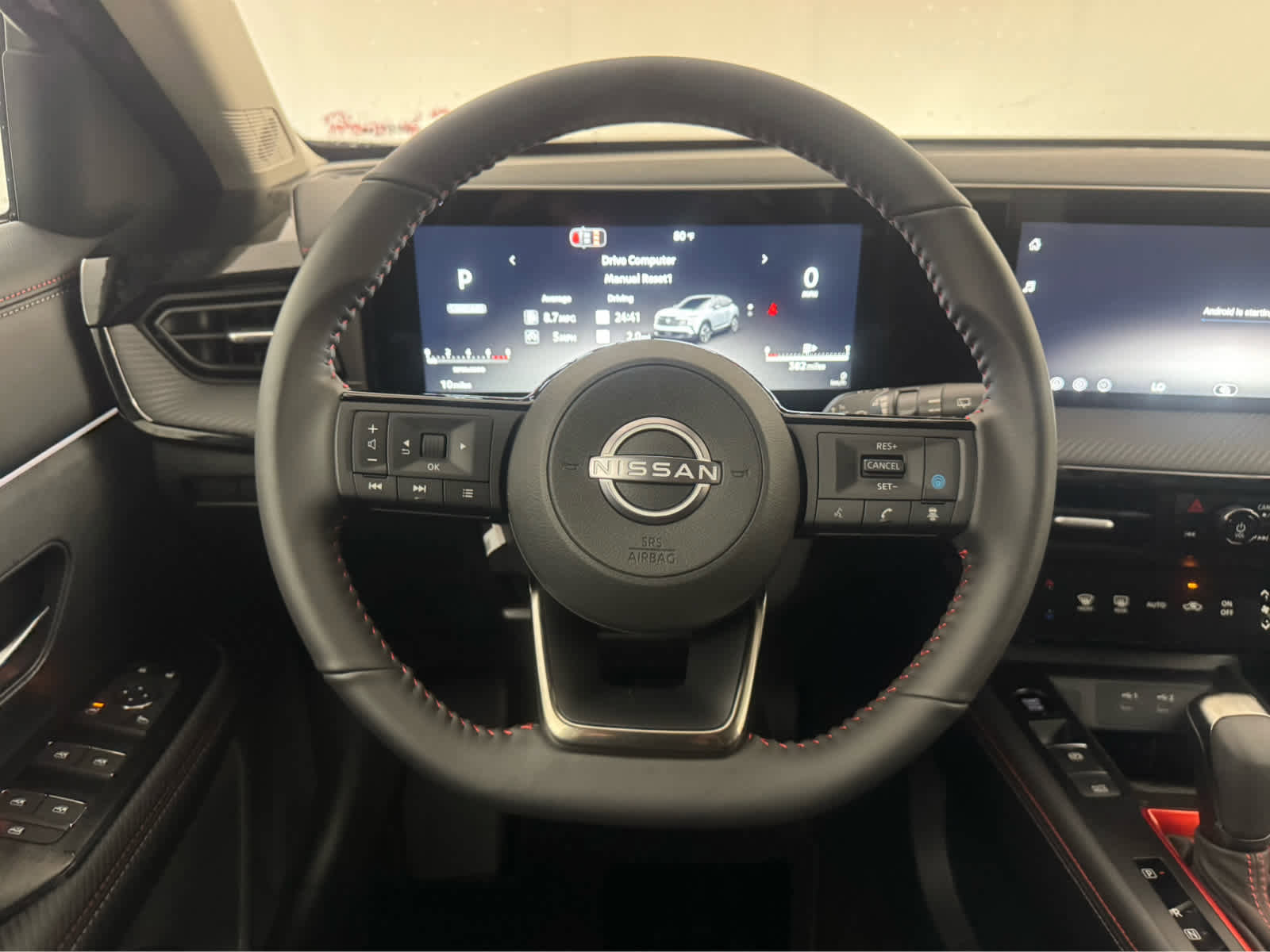 New 2026 Nissan Kicks SR image 11