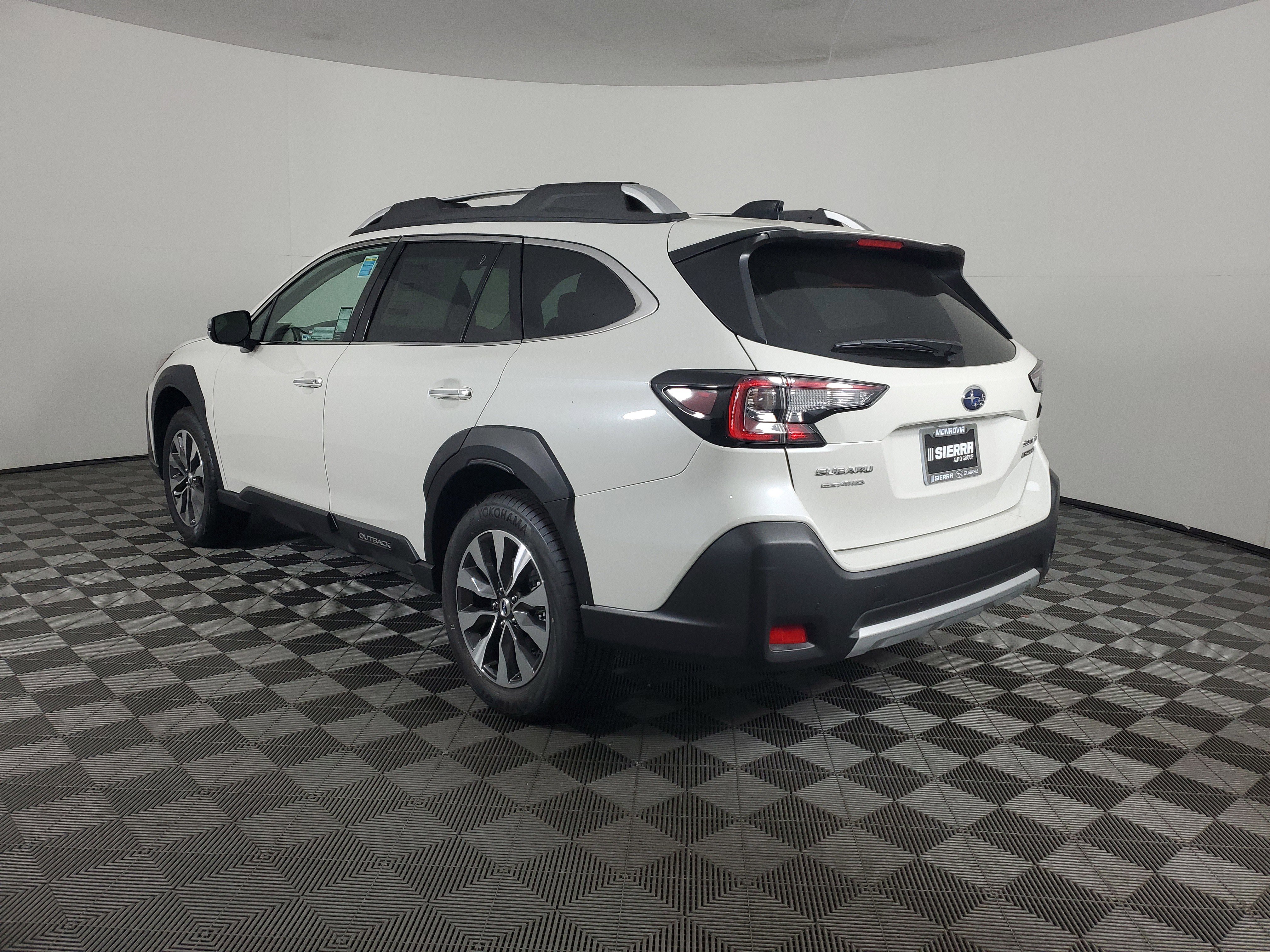 New 2025 Subaru Outback Touring XT image 6