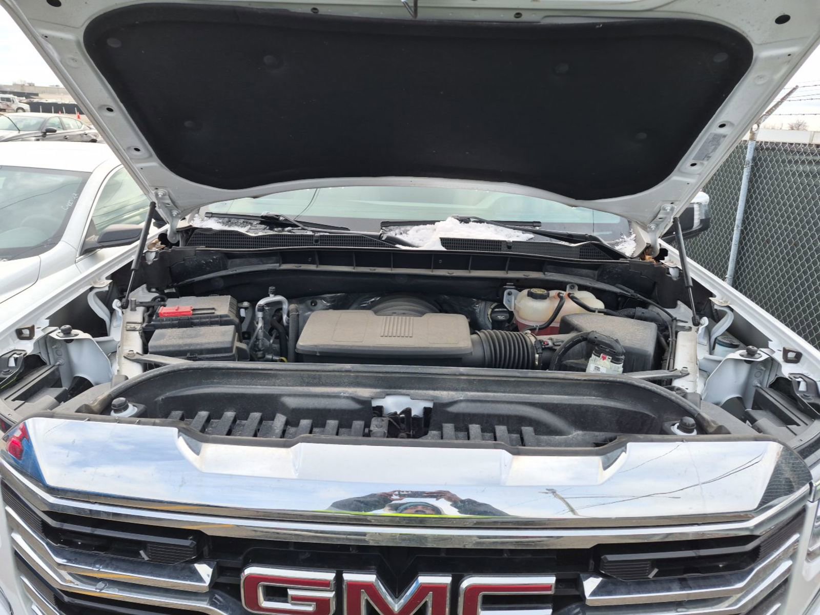 Used 2022 GMC Sierra 1500 SLT AWD/4WD image 17