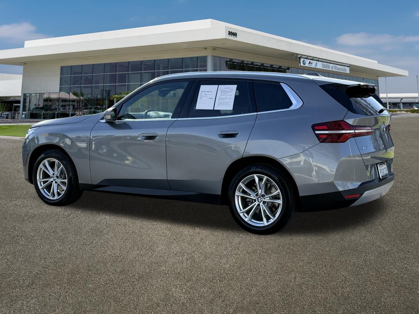 Used 2025 BMW X3 xDrive30i w/ Premium Package image 8