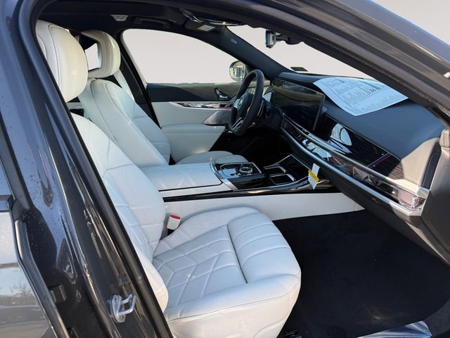 New 2026 BMW 750e xDrive AWD/4WD image 15