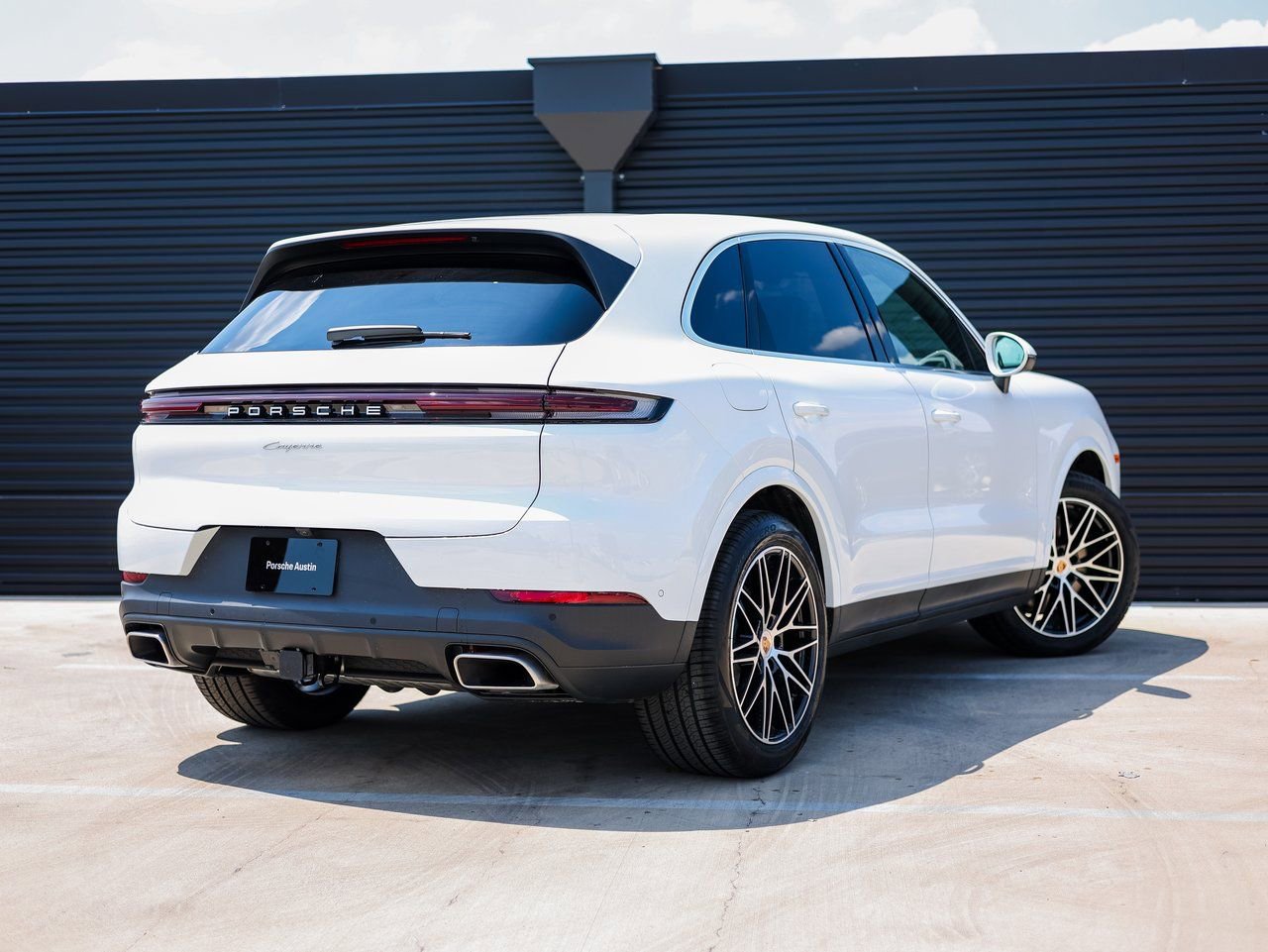 Certified 2026 Porsche Cayenne AWD/4WD image 7