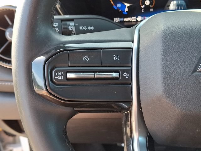 Used 2024 Chevrolet Colorado LT w/ LT Convenience Package II AWD/4WD image 22