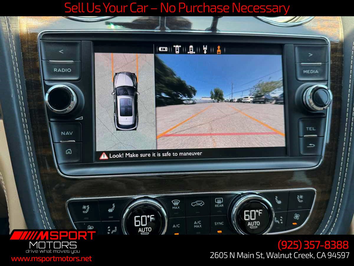 Used 2019 Bentley Bentayga AWD/4WD image 28
