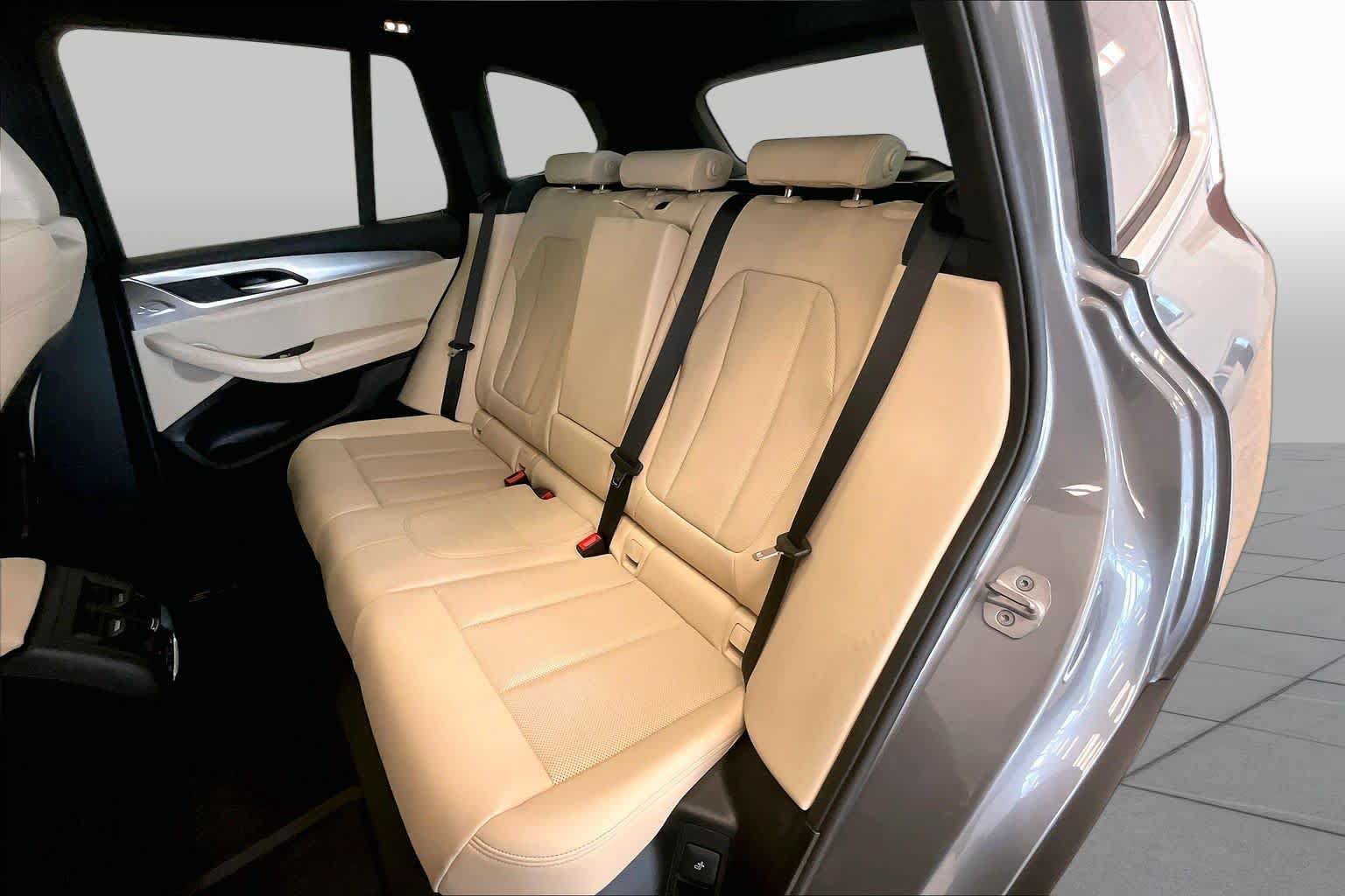 Used 2024 BMW X3 sDrive30i w/ Convenience Package RWD image 18
