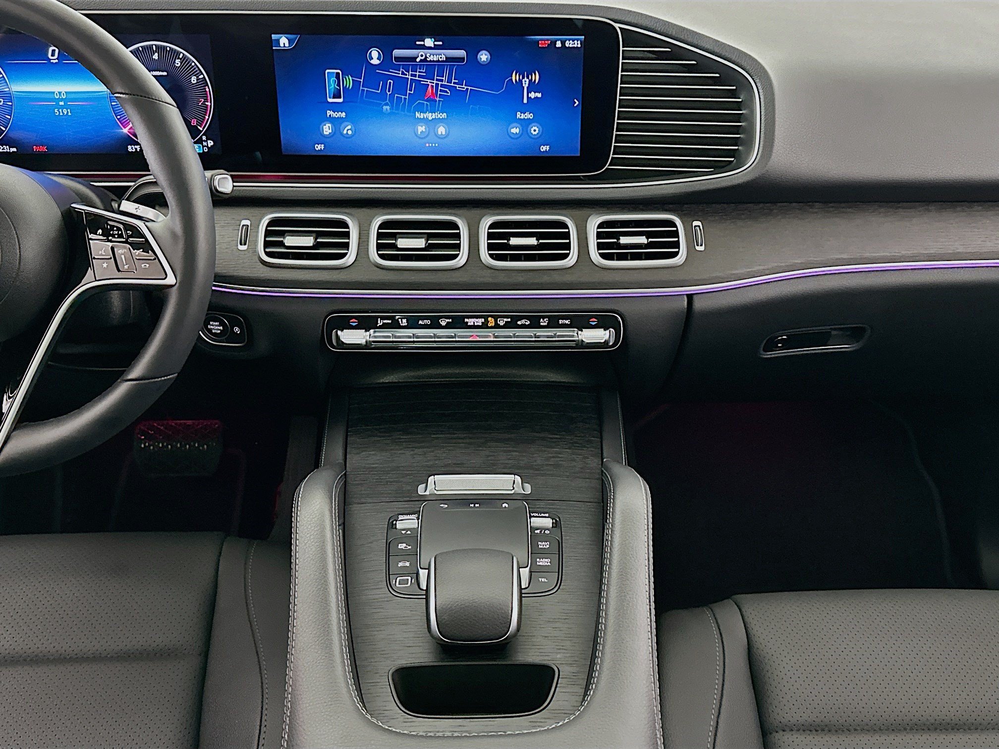 Used 2025 Mercedes-Benz GLE 350 4MATIC image 11