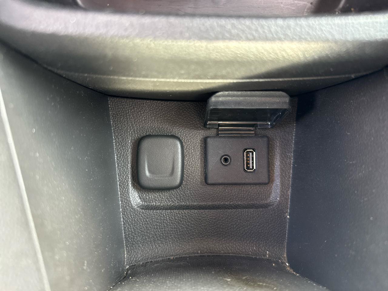 Used 2016 Buick Encore FWD image 48