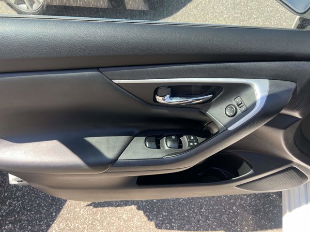 Used 2017 Nissan Altima 2.5 S w/ Power Driver Seat Package FWD image 13