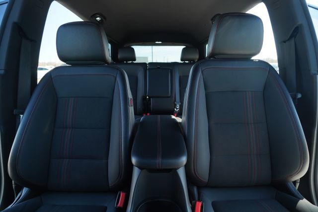 Used 2023 Chevrolet Equinox RS image 34