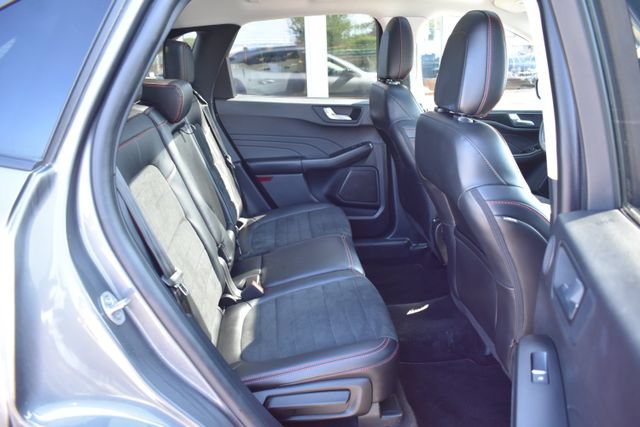 Used 2022 Ford Escape SEL w/ Technology Package AWD/4WD image 44