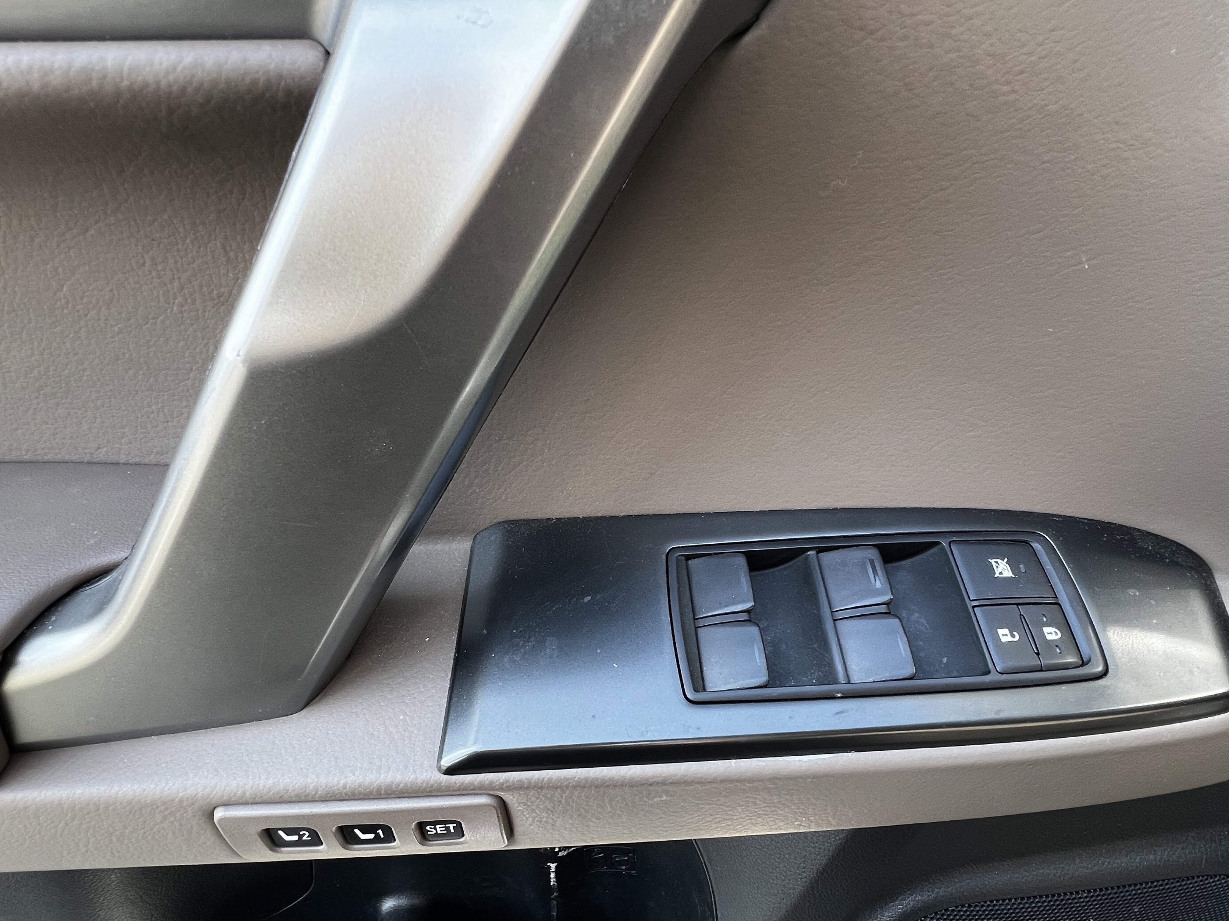 Used 2023 Lexus GX 460 Premium image 14