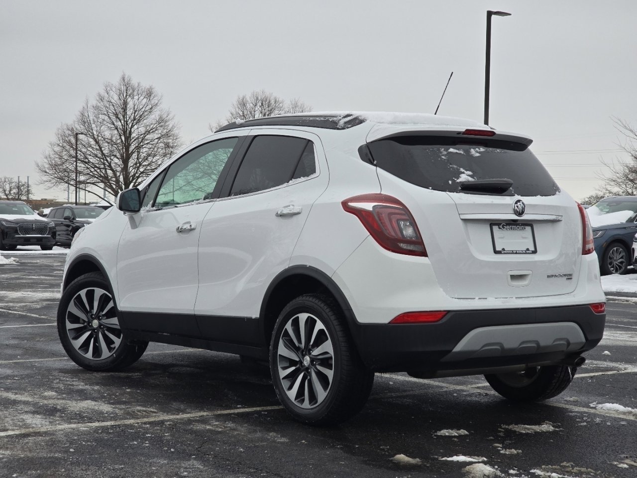 Used 2021 Buick Encore Preferred image 13