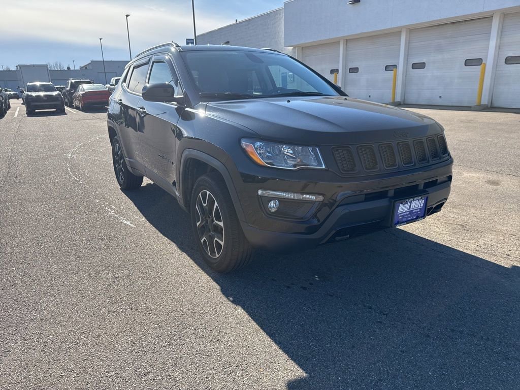 Used 2020 Jeep Compass Sport image 2