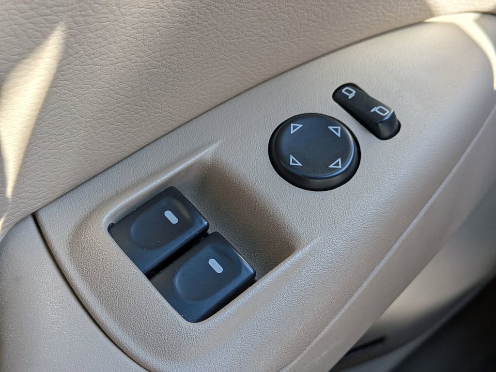 Used 2013 Chevrolet Corvette Grand Sport w/ 2LT Preferred Equipment Group image 19