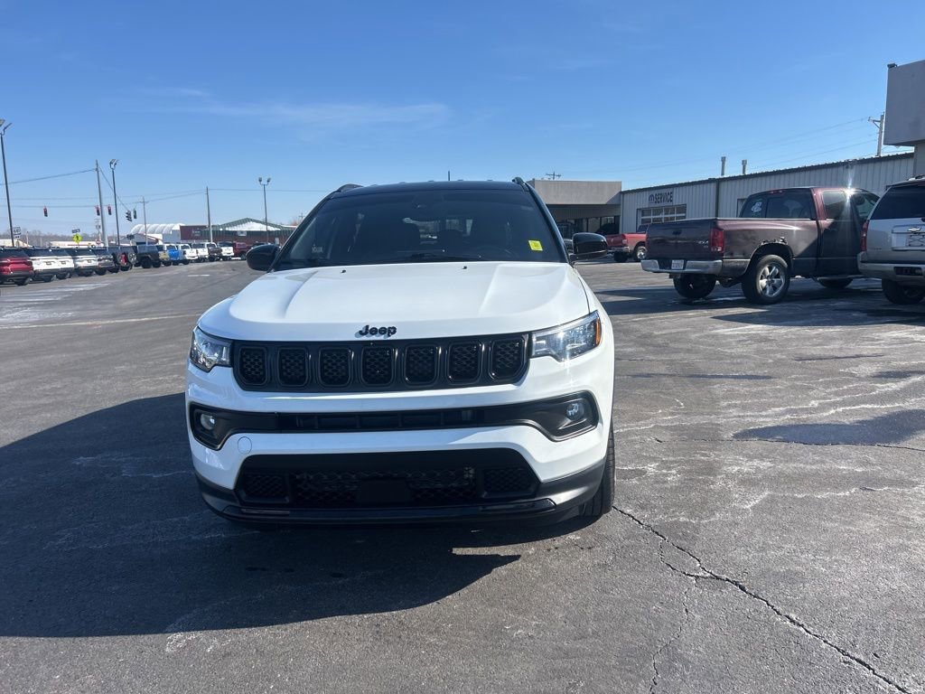 Used 2023 Jeep Compass Altitude image 9