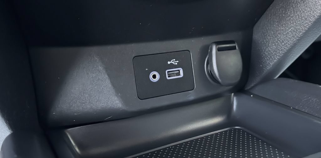 Used 2020 Nissan Rogue SV AWD/4WD image 28