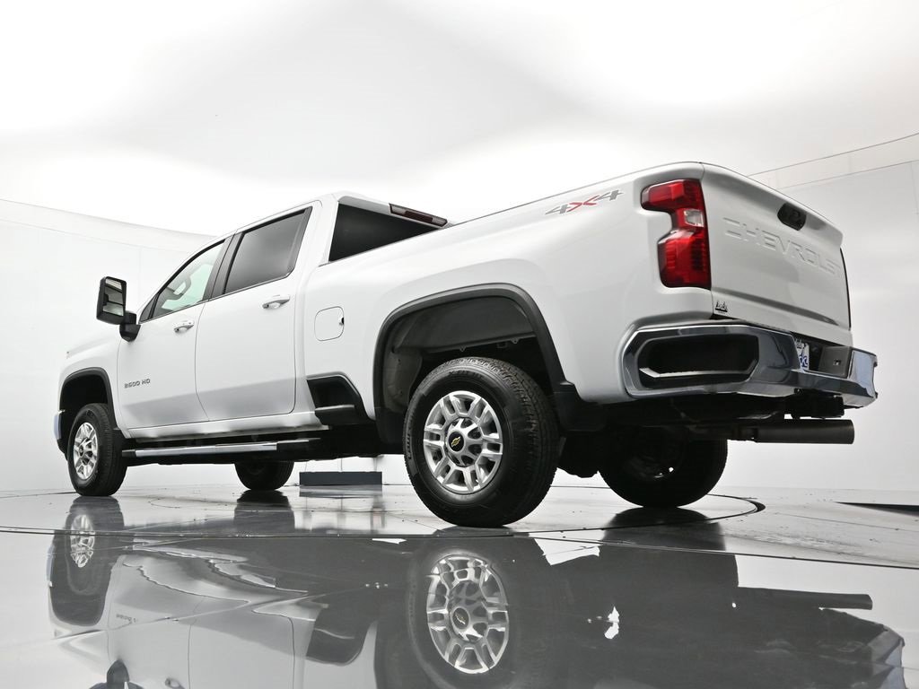 Used 2024 Chevrolet Silverado 2500 LT image 43