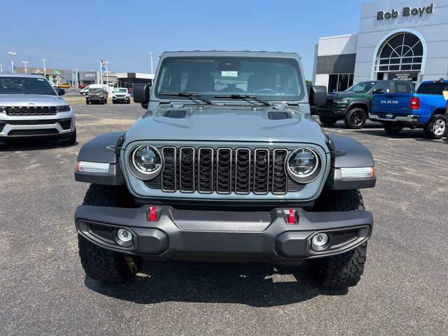 Used 2025 Jeep Wrangler Unlimited Rubicon AWD/4WD image 2