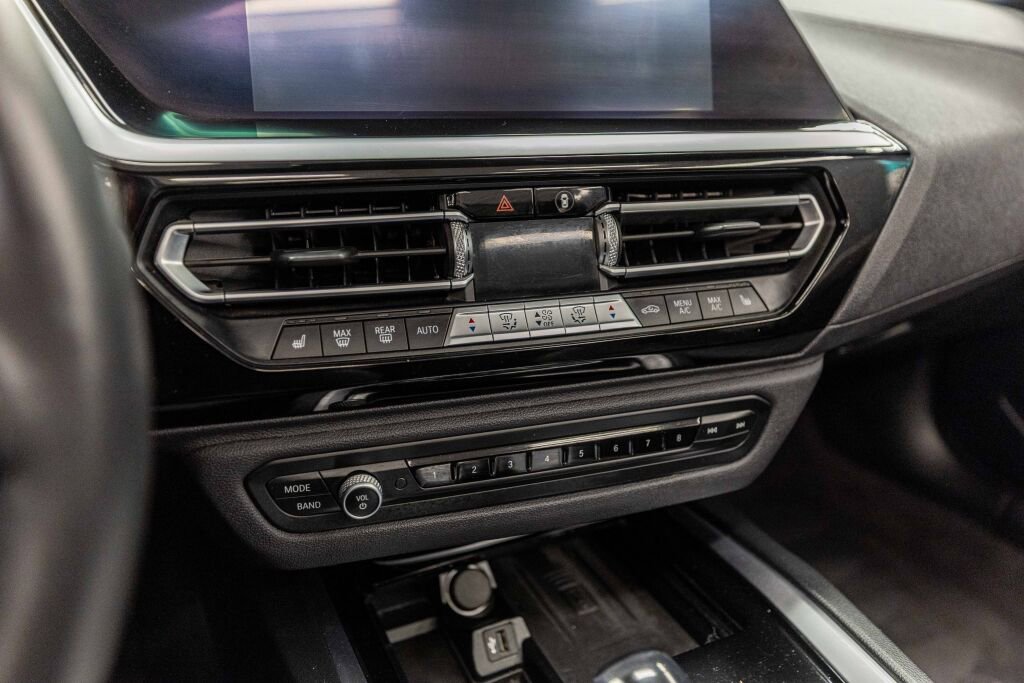 Used 2020 BMW Z4 sDrive30i w/ Convenience Package image 14