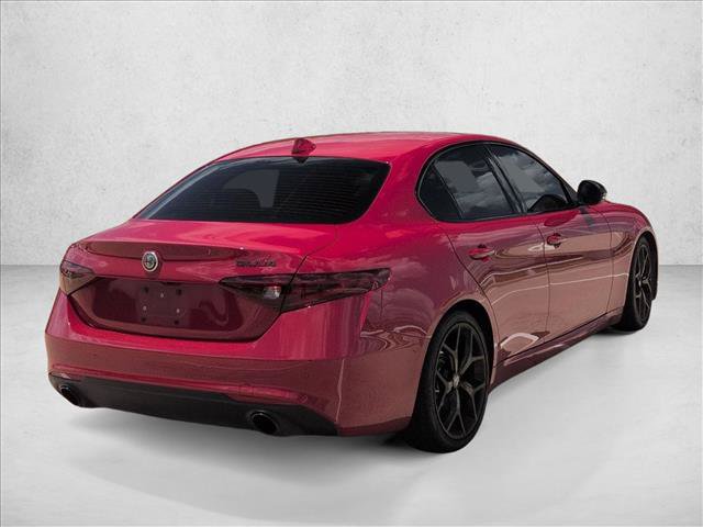 Used 2020 Alfa Romeo Giulia w/ Nero Edizione RWD image 6