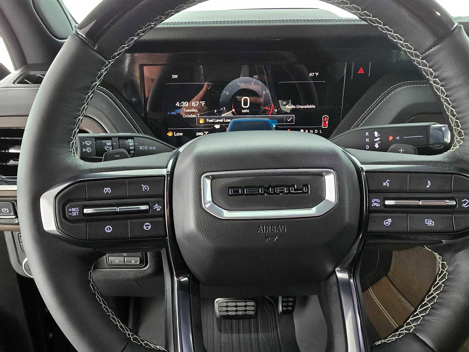 New 2026 GMC Yukon XL Denali Ultimate w/ LPO, Illumination Package image 23