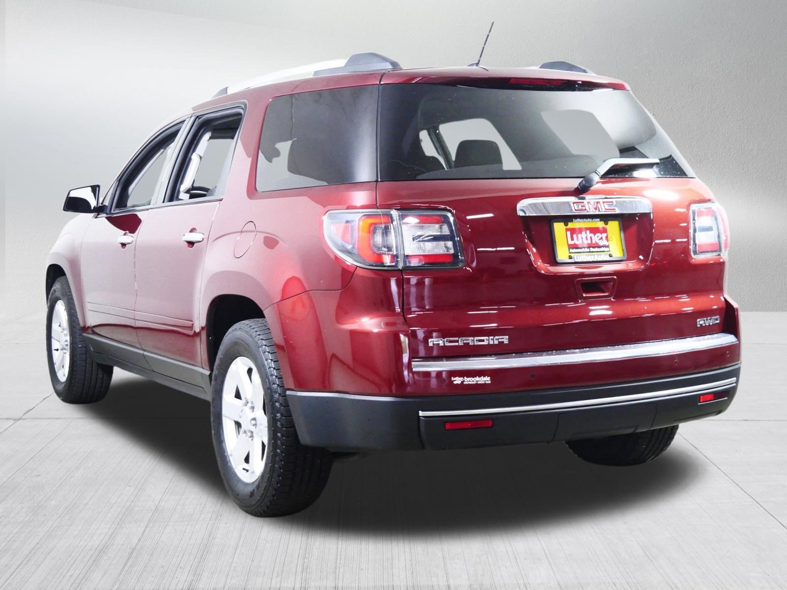 Used 2015 GMC Acadia SLE AWD/4WD image 5