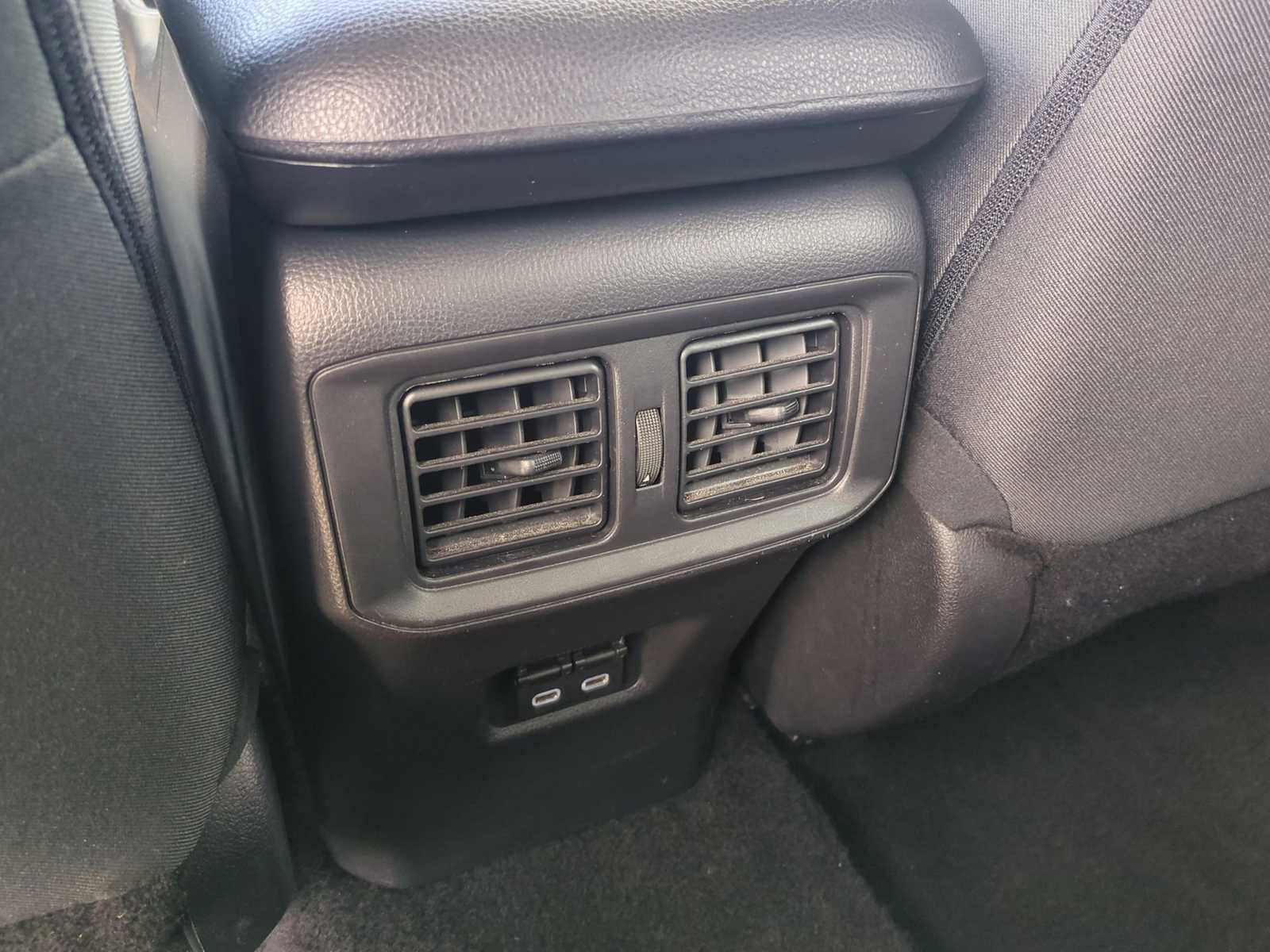 Used 2024 Toyota RAV4 XLE image 20