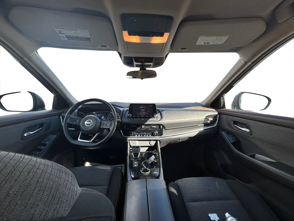 Used 2021 Nissan Rogue SV image 17