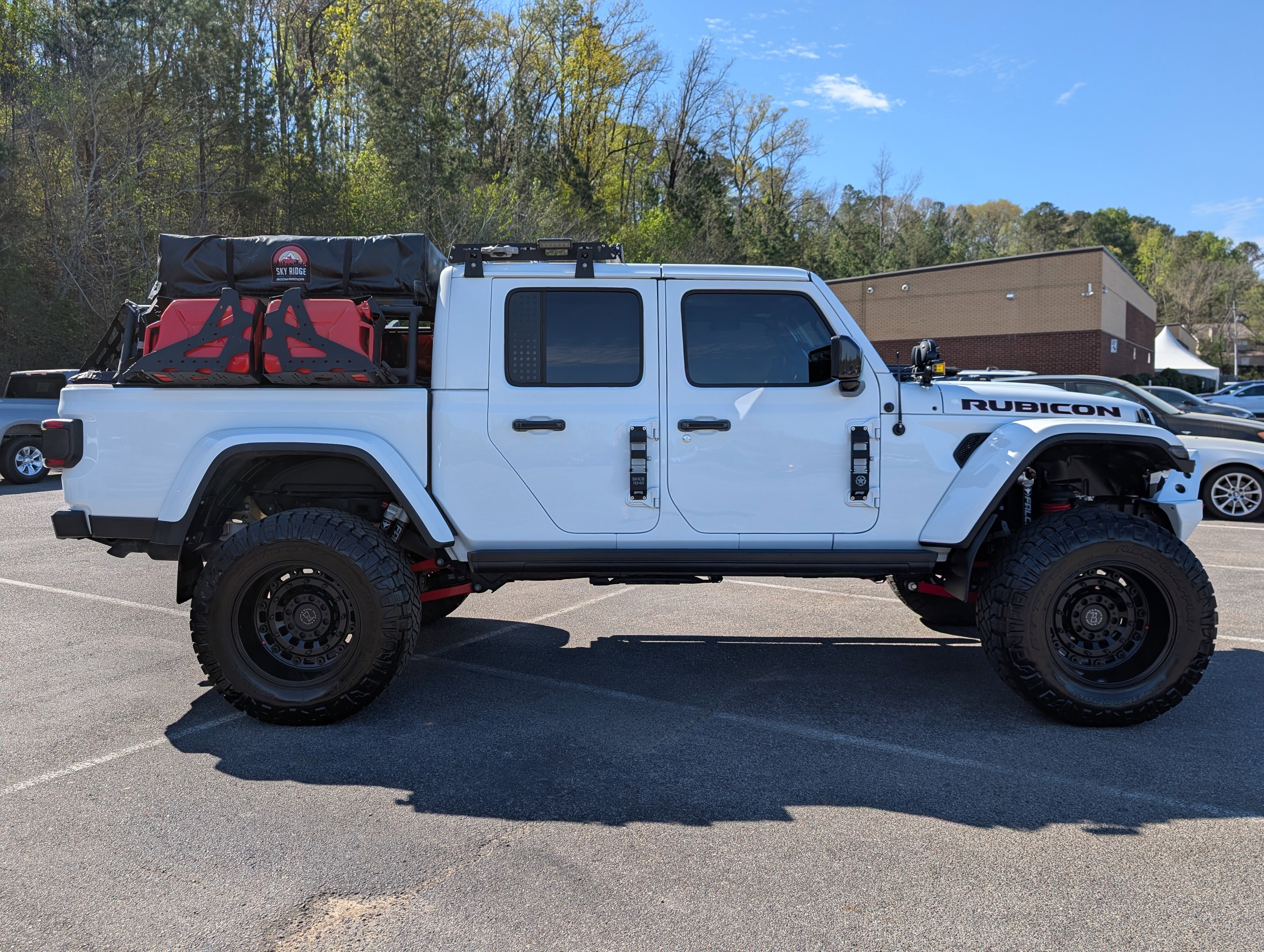 Used 2021 Jeep Gladiator Rubicon image 10