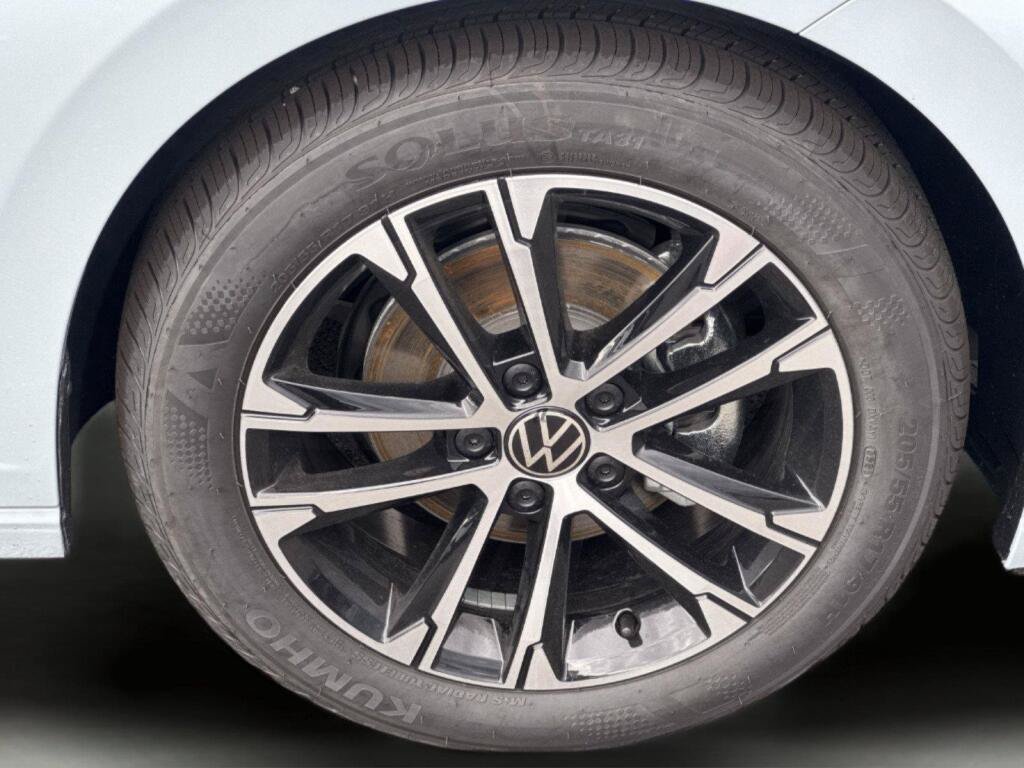 New 2026 Volkswagen Jetta Sport FWD image 10