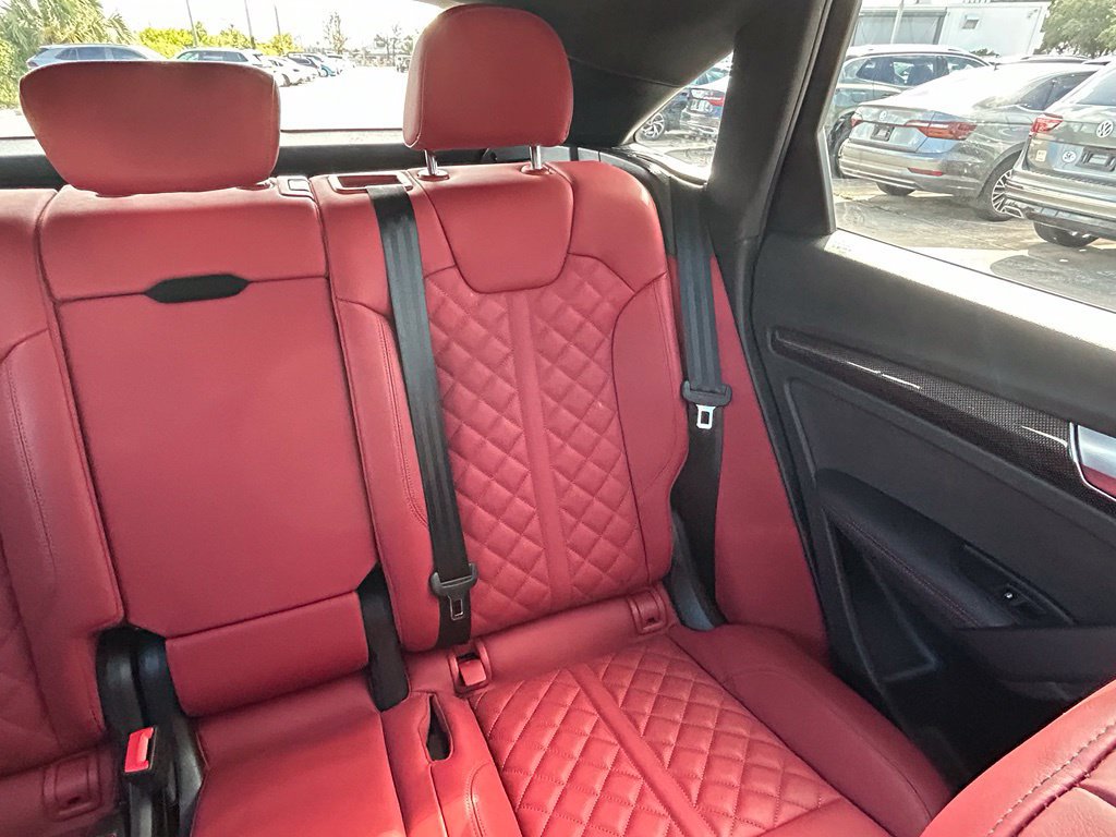 Used 2024 Audi SQ5 Prestige w/ Prestige Package AWD/4WD image 14