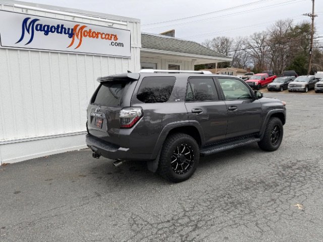 Used 2014 Toyota 4Runner 4WD image 3