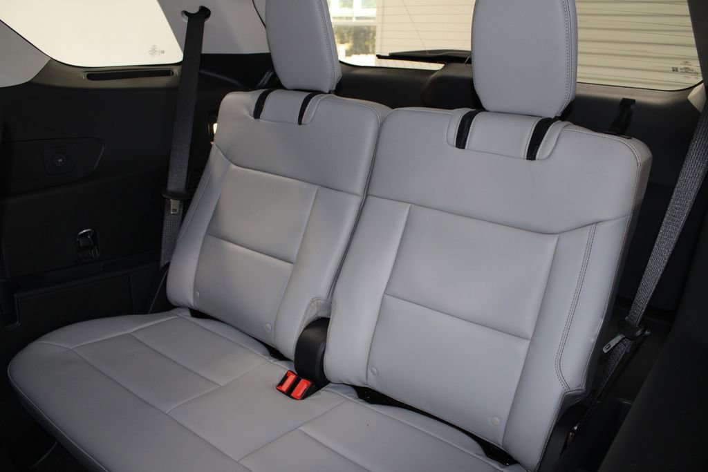 New 2026 Ford Explorer Active w/ Active Comfort Package image 25