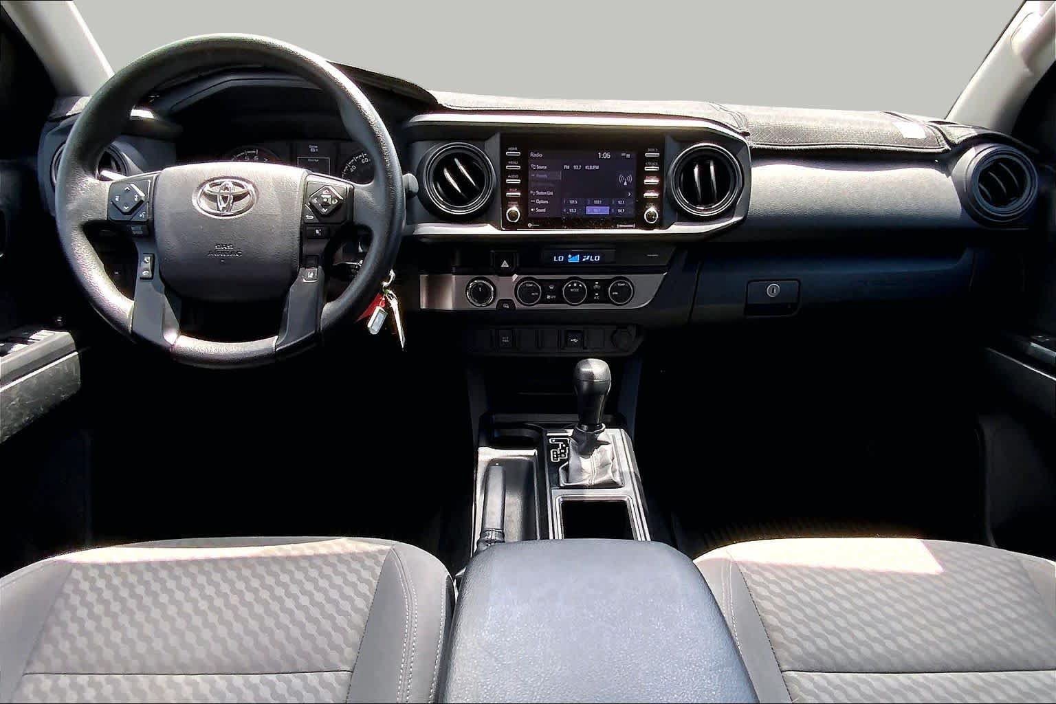 Used 2023 Toyota Tacoma SR AWD/4WD image 15