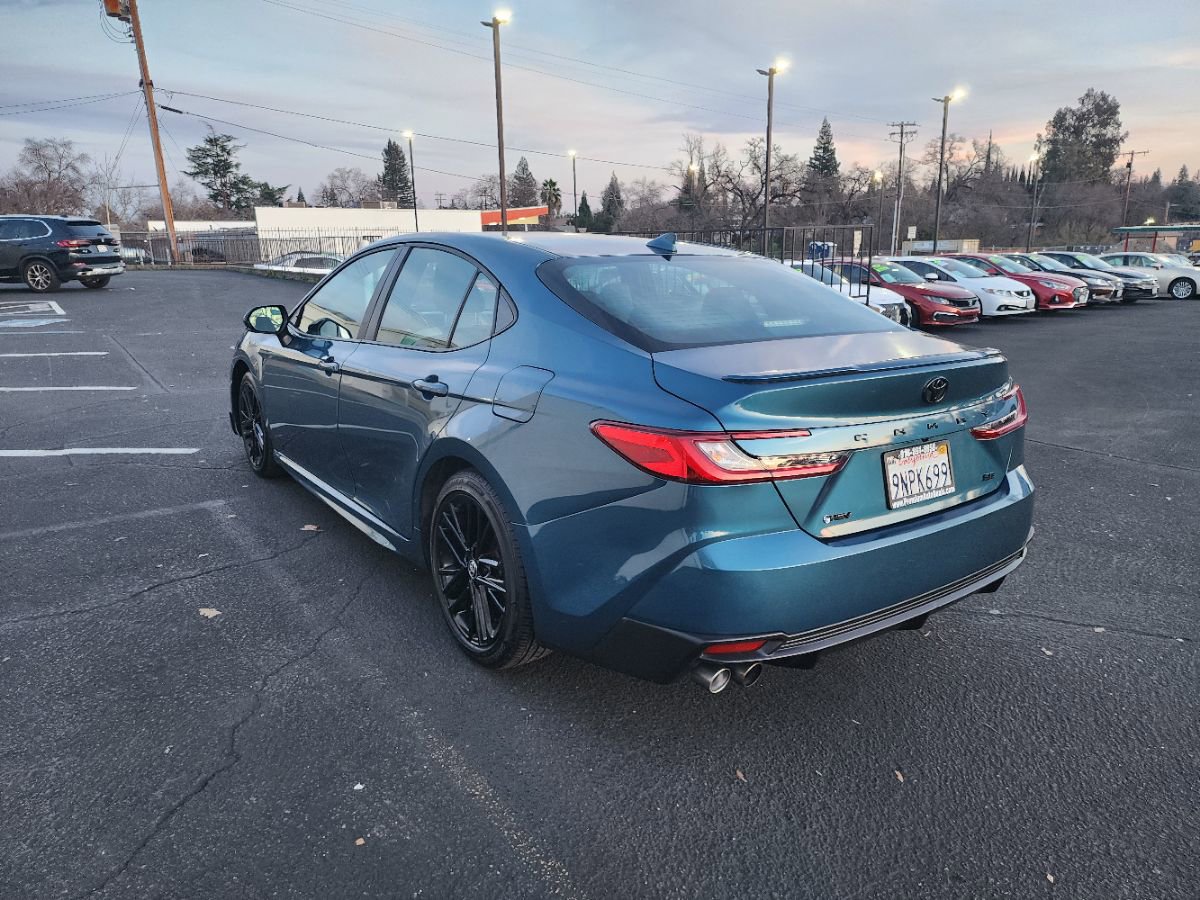 Used 2025 Toyota Camry SE w/ Multimedia Upgrade Package image 3