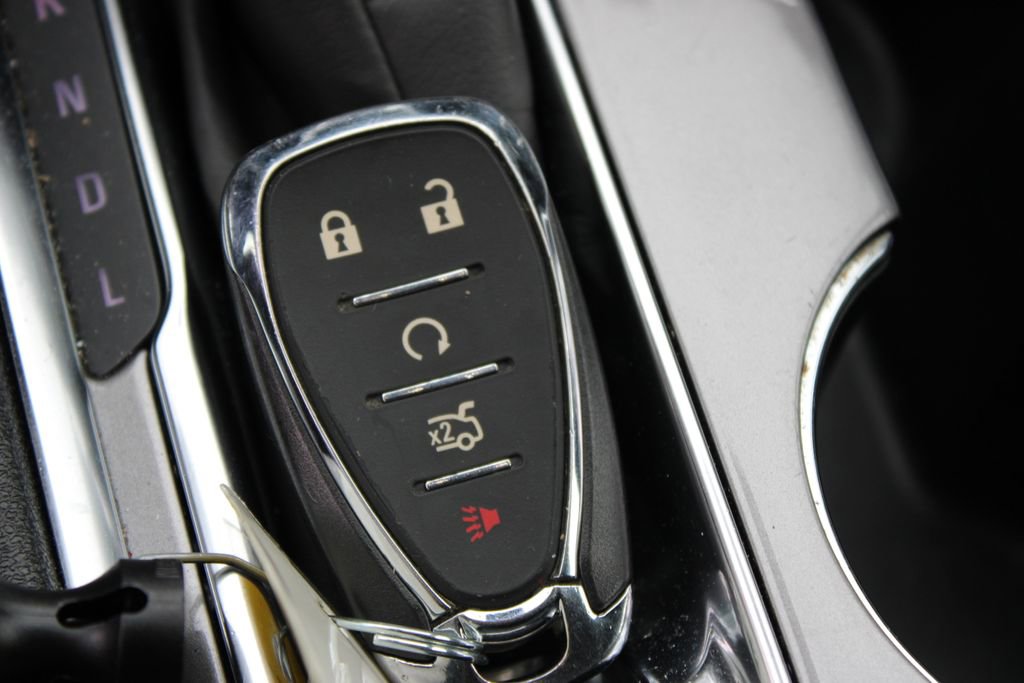 Used 2024 Chevrolet Malibu LT image 33