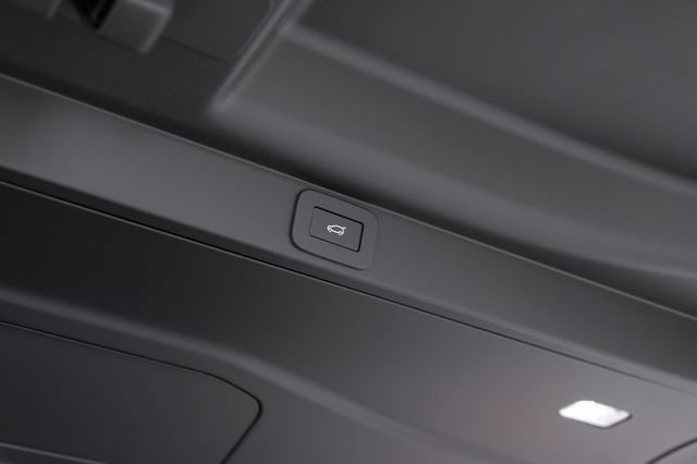 New 2026 Land Rover Range Rover SE AWD/4WD image 66