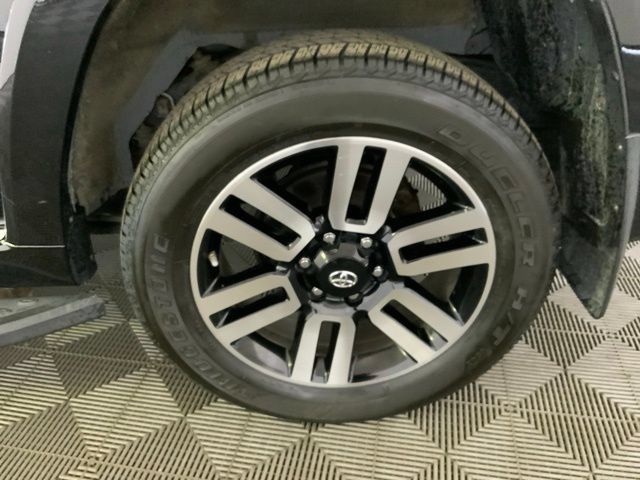 Used 2016 Toyota 4Runner Limited AWD/4WD image 10