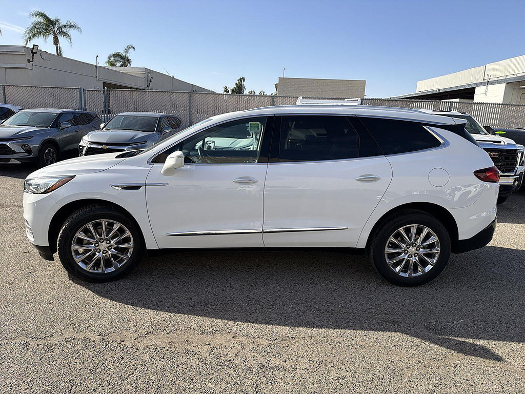 Used 2018 Buick Enclave Premium w/ LPO, Cargo Package FWD image 8