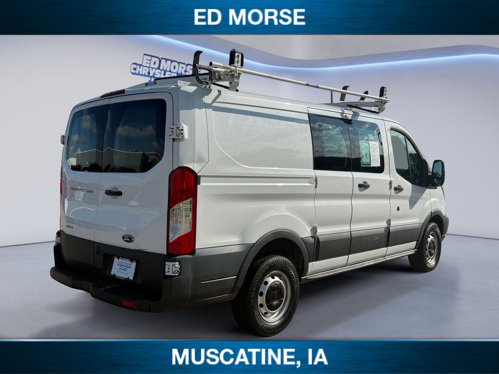 Used 2015 Ford Transit 250 130 Low Roof image 5