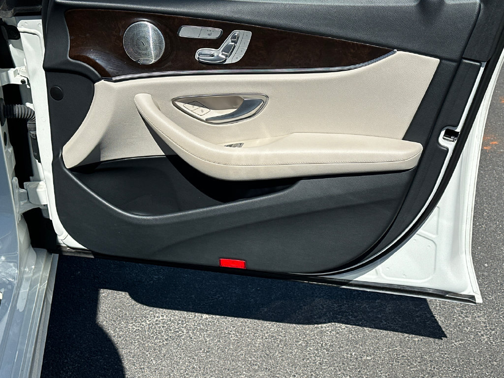 Used 2022 Mercedes-Benz E 350 Sedan image 14