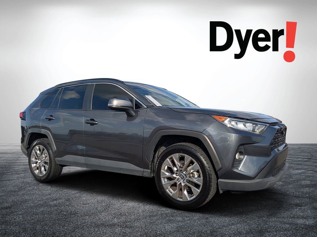 Used 2021 Toyota RAV4 XLE Premium image 1