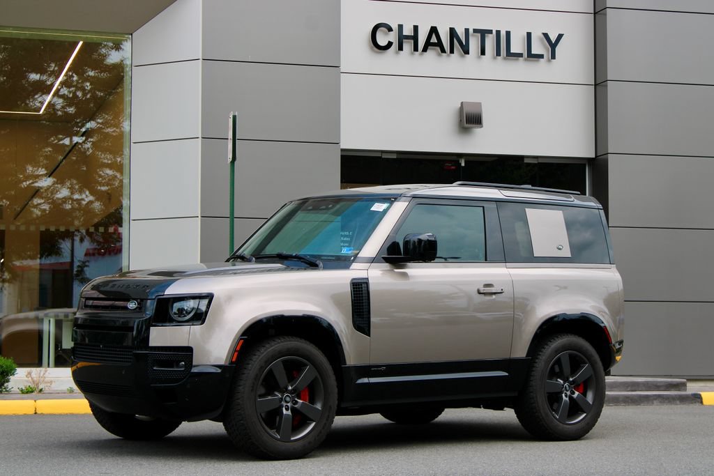 Used 2023 Land Rover Defender 90 X AWD/4WD image 1