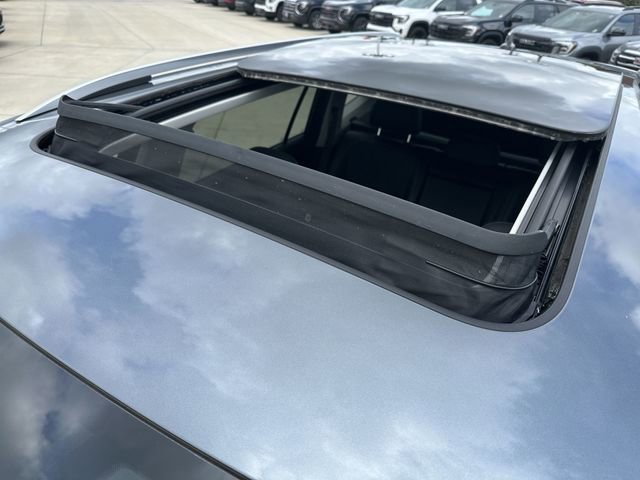 Used 2024 Volkswagen Tiguan SE AWD/4WD image 32