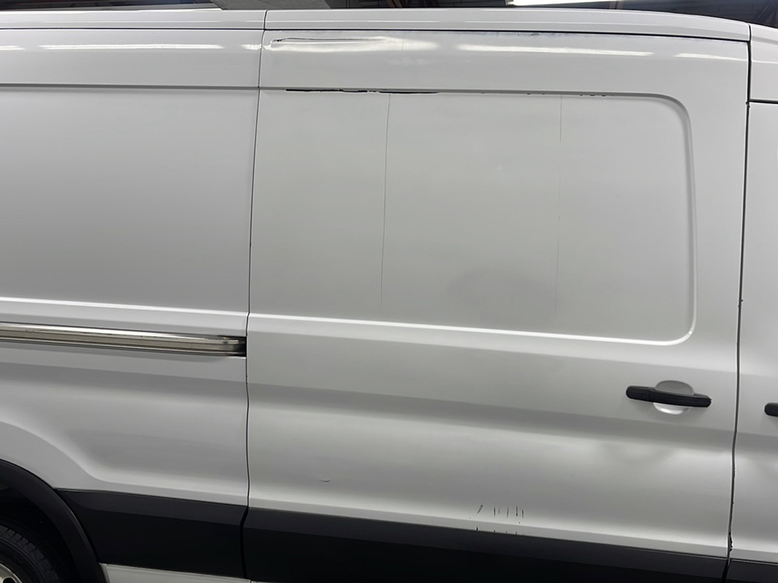 Used 2020 Ford Transit 250 Medium Roof w/ Interior Upgrade Package RWD image 18