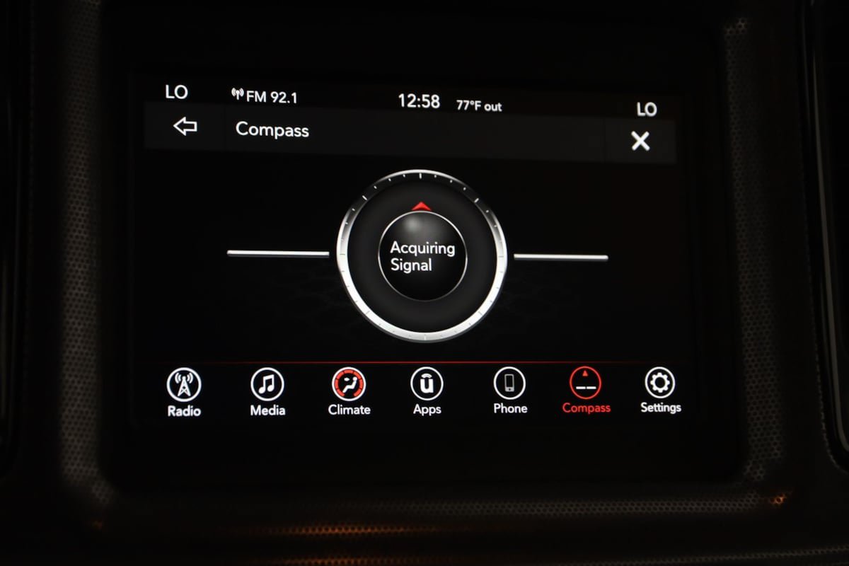 Used 2022 Dodge Challenger R/T w/ Blacktop Package RWD image 8