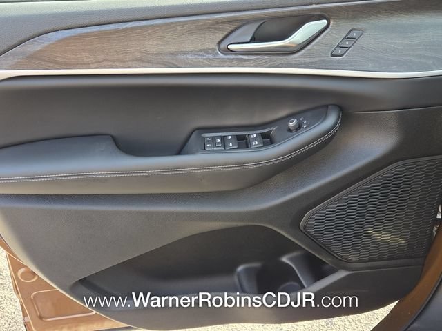 New 2026 Jeep Grand Cherokee L Limited RWD image 31