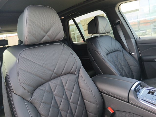New 2026 BMW X5 sDrive40i w/ Climate Comfort Package RWD image 18