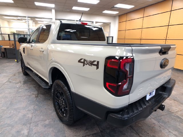 New 2026 Ford Ranger Lariat w/ Black Appearance Package AWD/4WD image 5